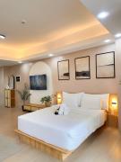 Exquisite Japandi at Venice with Grand Canal view