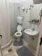 Fontana apartments 1B