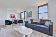 Hudson River waterfront apt w sweeping NYC views