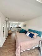 Acogedor depto en ubicación ideal -Cochera- By BUMEN