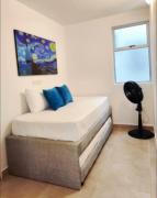 Top Manzanillo del Mar