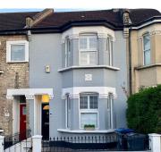 3 bed home with garden near london