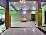 Top Srī Niketan Top Srī Niketan