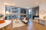Executive APT Southern Cross Station -Airport Link in 2mins