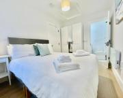 Bright & stylish short term rentals