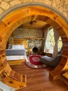 Bugnay Cabin of The Shire