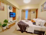 219T3 Avida Riala IT Park Queen Bed 400Mbps Wi-Fi