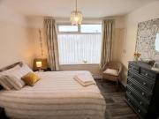 Great place in Liverpool, private bathroom & lounge