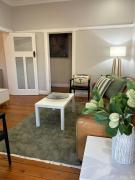 Black Range Cottage Cowra