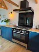 Braelea cozy - country out building with mezzanine