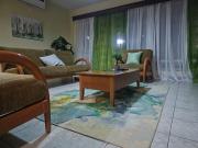 Cozy 2 Bedroom Apartment