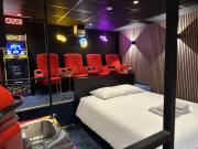 Cocon Jacuzzi et cinéma 4K M