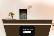 Townhouse Oak DLF Phase 2 Gurgaon