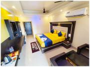 SEA VIEW from ROOFTOP And BALCONY- Beachfront Hotel - PRIVATE BEACH AREA- GARDEN - HOTEL Retreat Asish Puri