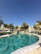 Modern Penthouse Overlooking Pool