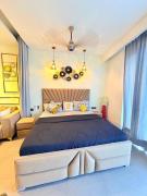 Wanderlust stays supernova