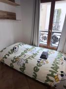 Paris Marais Sunshine Studio