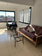 Luminoso monoambiente con balcón en Pinamar