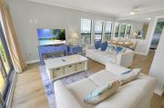 2BR Ocean Bridge Shore Drive,Pool,Steps to Beach
