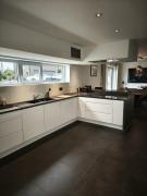 Lescapade de lOurgnette Lescapade de lOurgnette