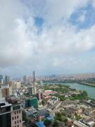 Trizen,City & Port View Luxury Apartment in Colombo