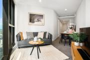 Chic 1BR Southbank Apt Near Crown Casino