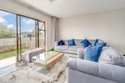 Modern 3-bedroom Ground Floor Apartment in Fourways Sandton