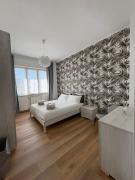 Bright and Spacious Elegant Apartment 5 min Airport