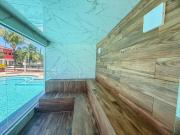 Casas no Residencial Mont Sinai com 2 ou 3 suítes (todas com ar), internet privativa 300MBPS a aproximadamento 250m da Praia de Taperapuã, condomínio com piscinas adulto e infantil, sauna, churrasqueiras e Segurança 24hrs.