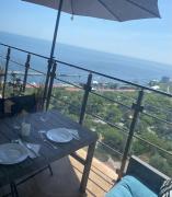 Апартаменты в Аркадии с террасой и видом на море Апартаменты в Аркадии с террасой и видом на море