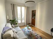 11th Arrondissement Homey Warm Apartment