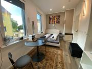 Renovierte Unterkunft am Rhein in Koblenz - eigenes Bad, Küche, Wifi - 1 OG