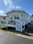 2 Bedroom Mini Lodge near the beach