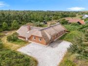 Holiday Home Seppo - 900m from the sea by Interhome