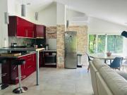 Lacanau, 6 personnes, à côté du lac, sous les pins au calme