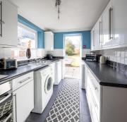 Contractor & Group-3Bedrooms- By Fab Accommodation