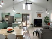 8 Bomburra Court - Rainbow Beach. Wifi. Aircon