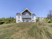 Luxury by the Sea! - 4 Double En-Suite Bedrooms
