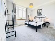 Skyline View Apartment