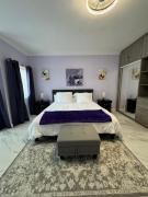 Luxury Haven- Near AC Marriott Hotel Kingston
