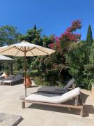 Le Domaine de lAiguille Alpilles, Eygalières, Saint Rémy de Provence