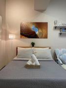 NAIA Terminal 3 Condo Newport with WIFI Netflix Pool