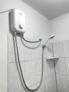 Habitacion amplia cerca al aeropuerto