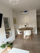 Moderno y luminoso, a metros del centro