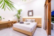 The R Villa Tambora - Stylish 3BR Tropical Escape