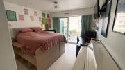 Private room with bathroom, direct sea, heart of Nice
