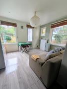 Spacious Battersea Rooms and Apartments