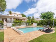 Peaceful and lovely retreat with a pool #1982