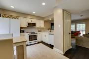 Near Airport & Interstate: Houston Area Townhome
