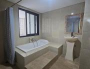 Hepiyuk Homy Villa Dparis